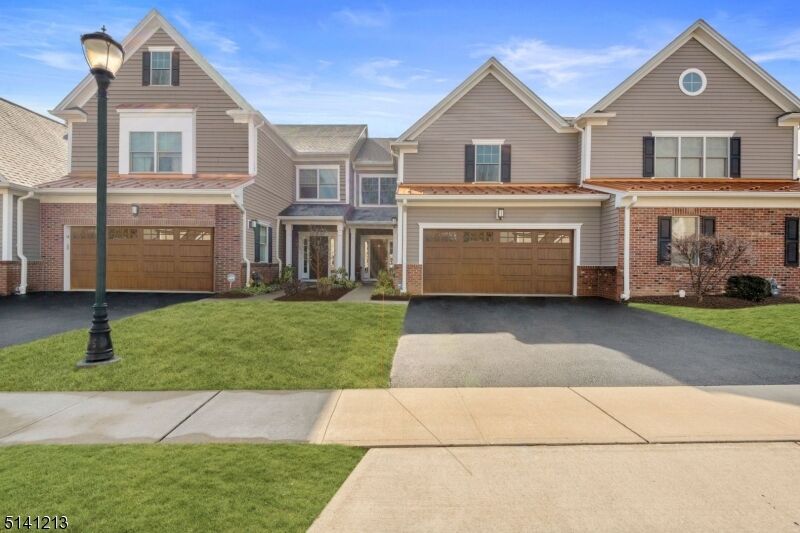 Property Photo:  12 Whitney Farm Pl  NJ 07960 