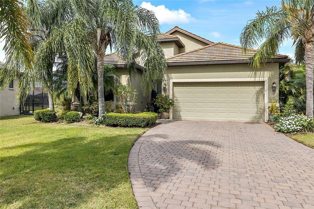 Property Photo: 8049 Rio Bella Place FL 34201