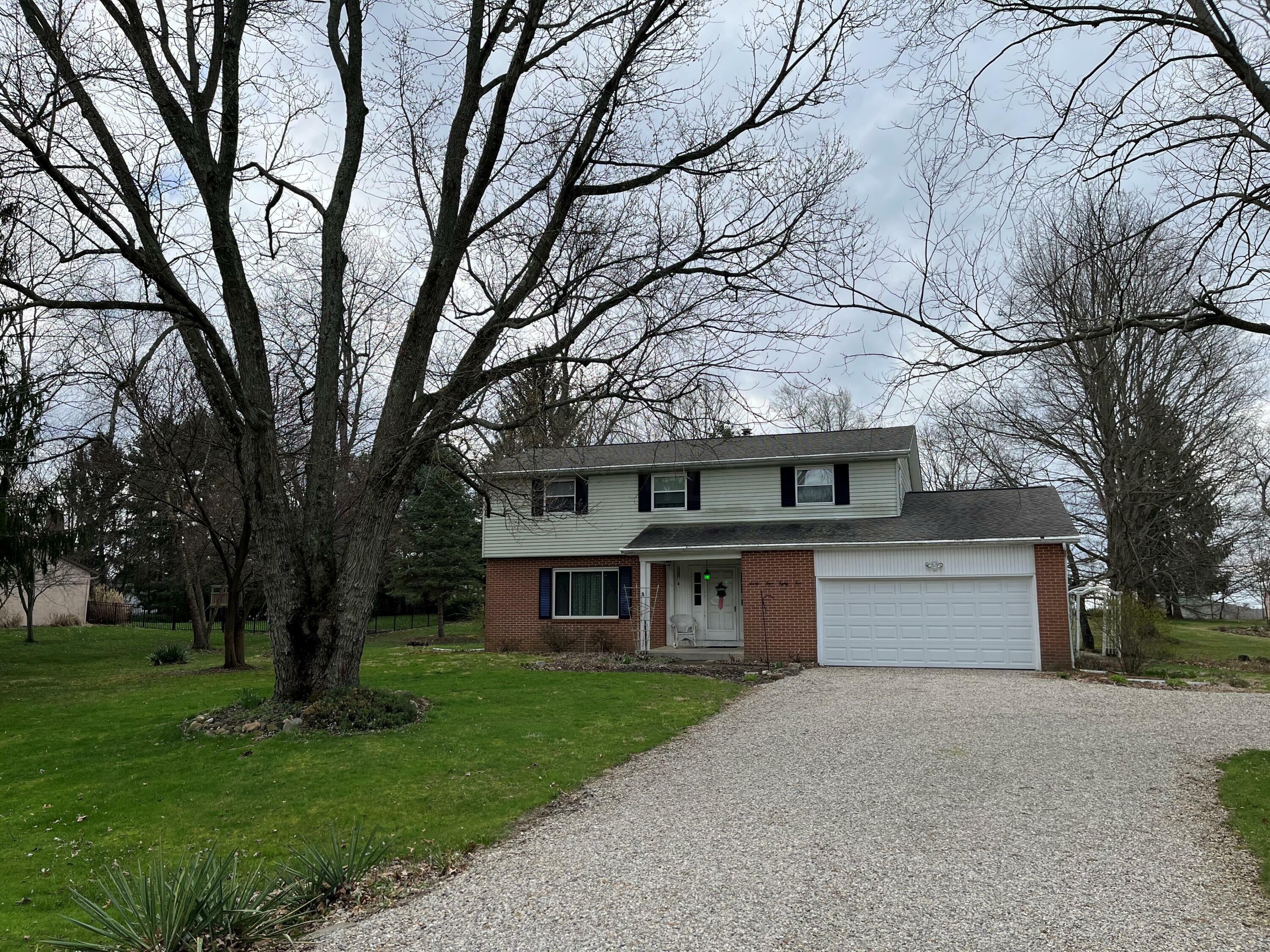 Property Photo: 9385 Southchester Drive OH 43147