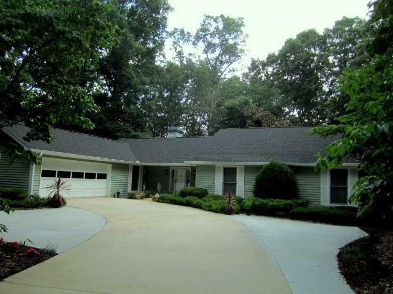 2856 Woodbriar Drive  Gainesville GA 30506 photo