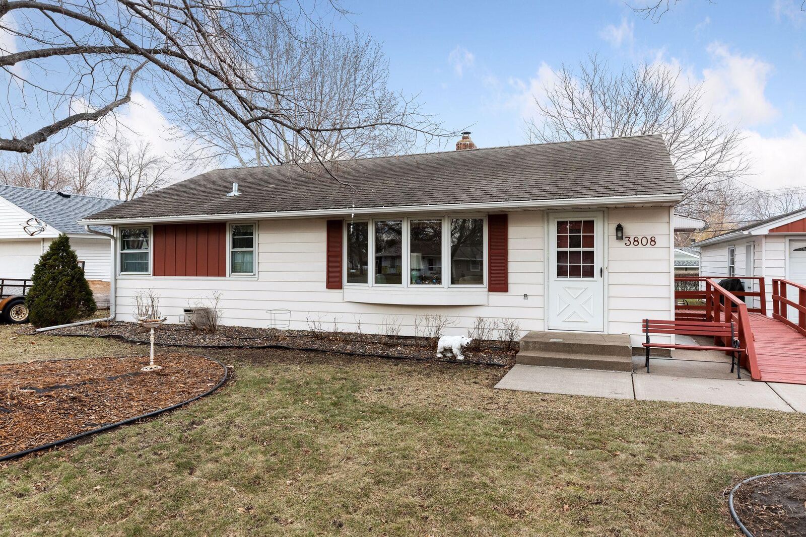 Property Photo: 3808 Kenny Lane MN 55110