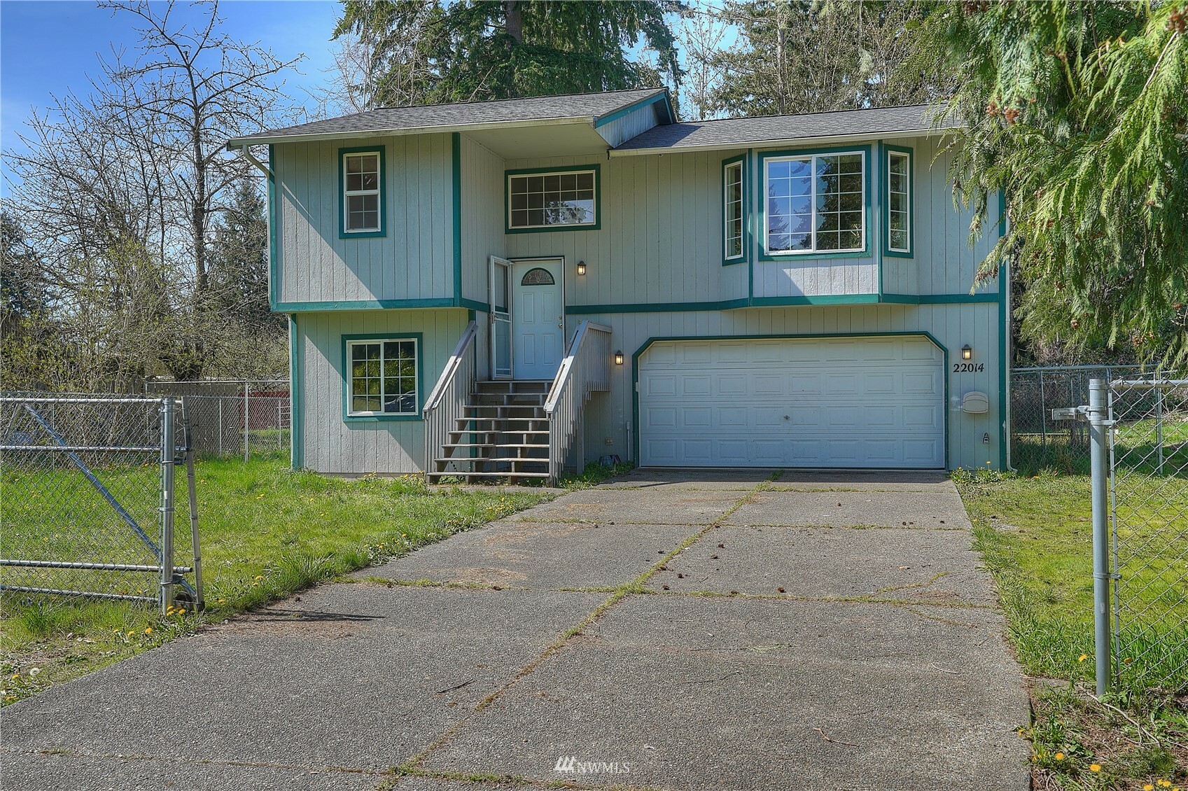 Property Photo:  22014 127th Street E  WA 98391 