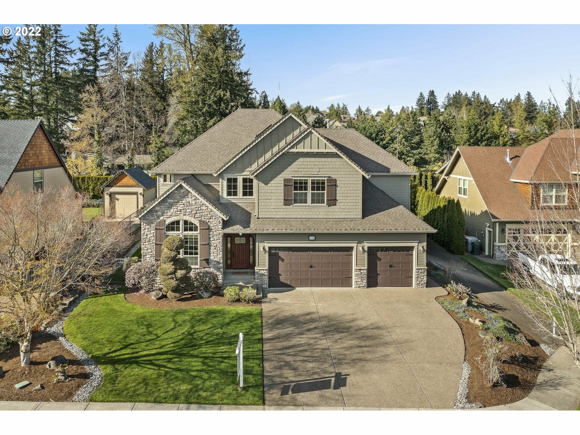 Property Photo: 11305 SE Pheasant Ridge Dr OR 97086