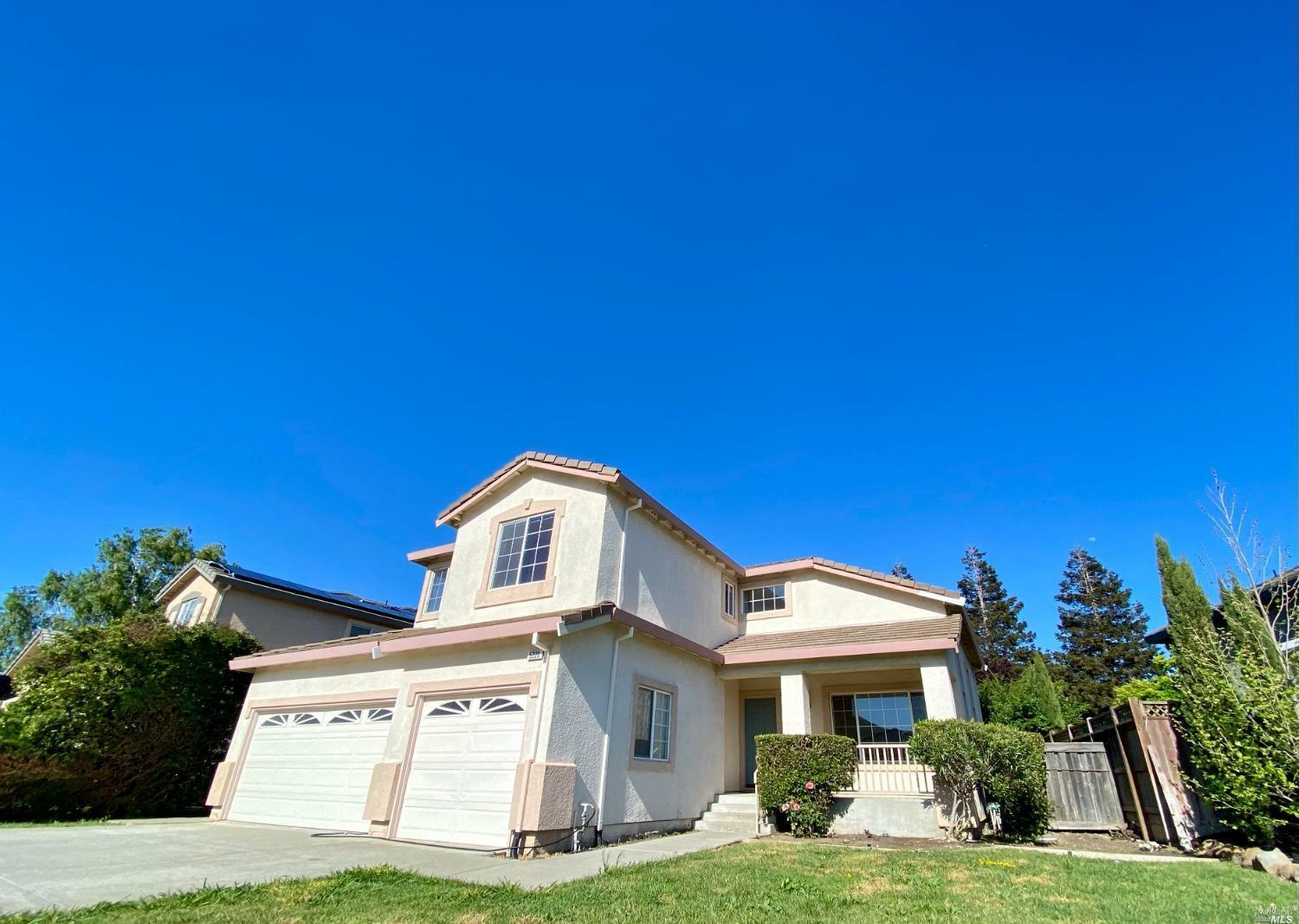 Property Photo:  5220 Etruscan Drive  CA 94534 