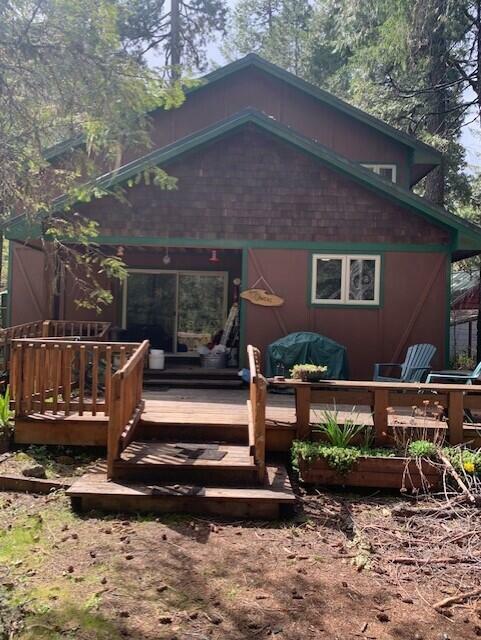 Property Photo: 56975 McKenzie Highway OR 97413