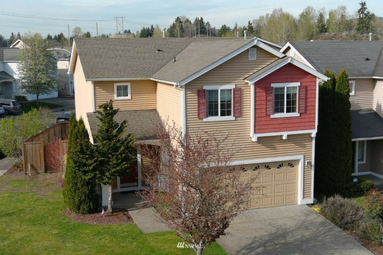 Property Photo:  2736 SE 4th Street  WA 98056 