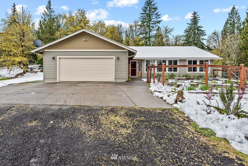 Property Photo:  146 Broken Mountain Drive  WA 98626 