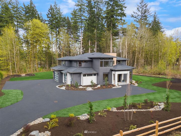 Property Photo:  20300 166th Avenue NE  WA 98072 