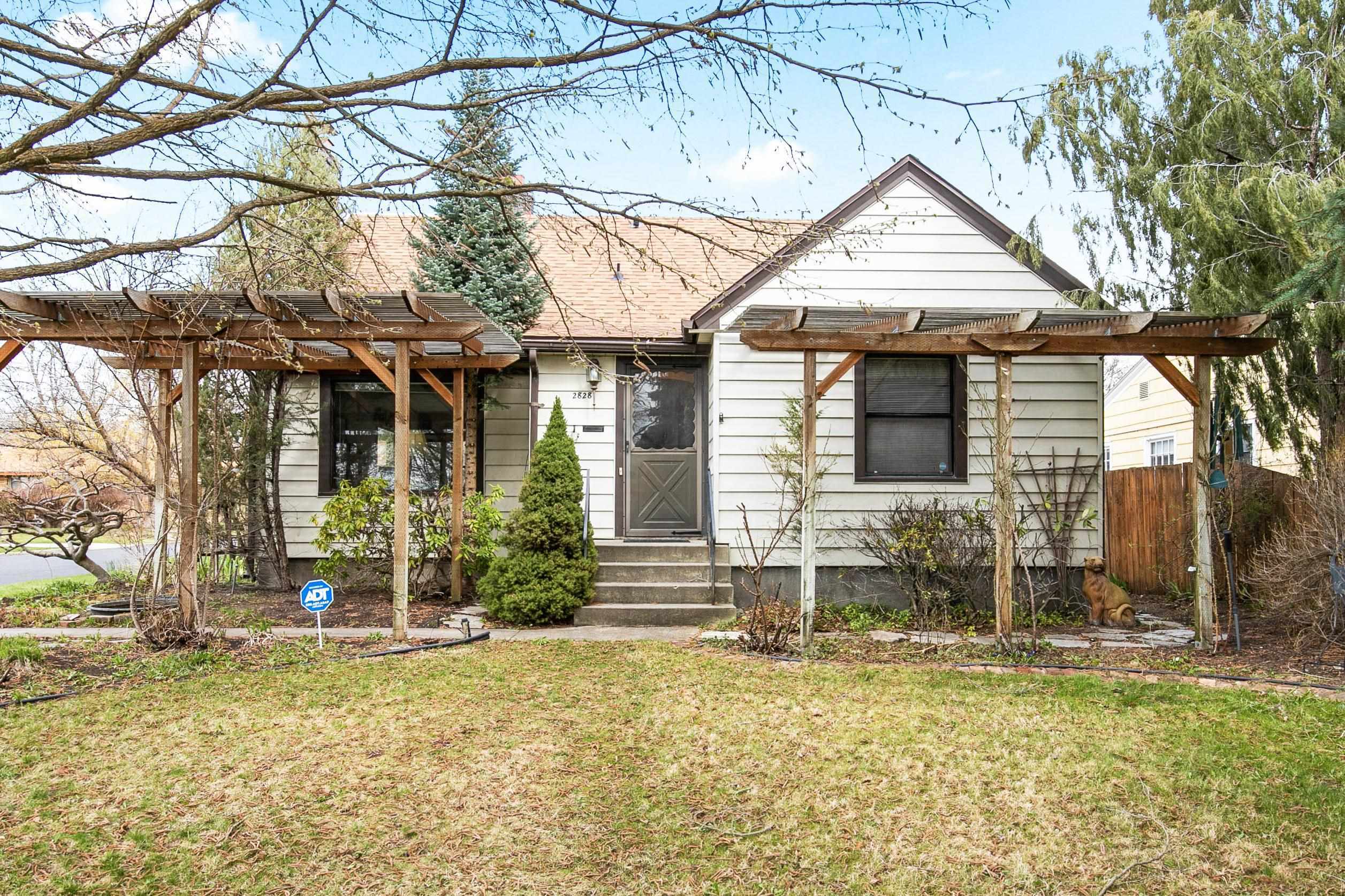 Property Photo:  2828 W Euclid Ave  WA 99205 