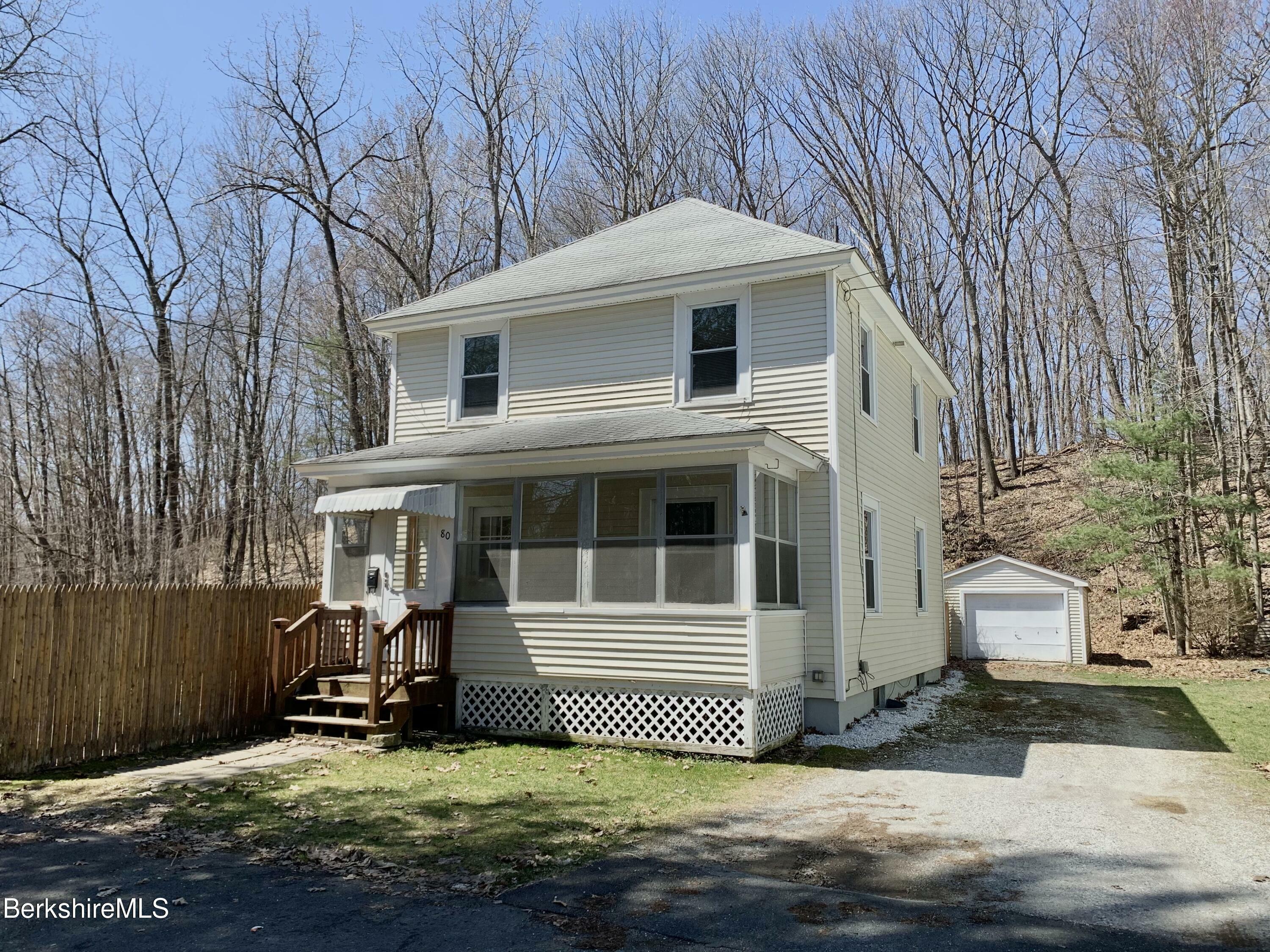 80 Hollister St  Pittsfield MA 01201 photo