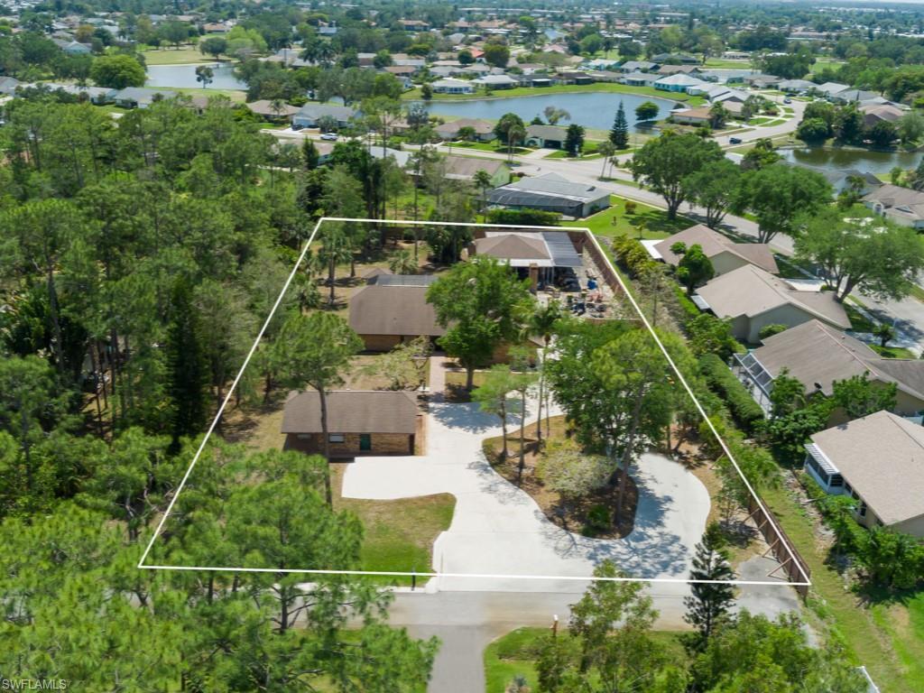 5501 Cynthia Ln  Naples FL 34112 photo