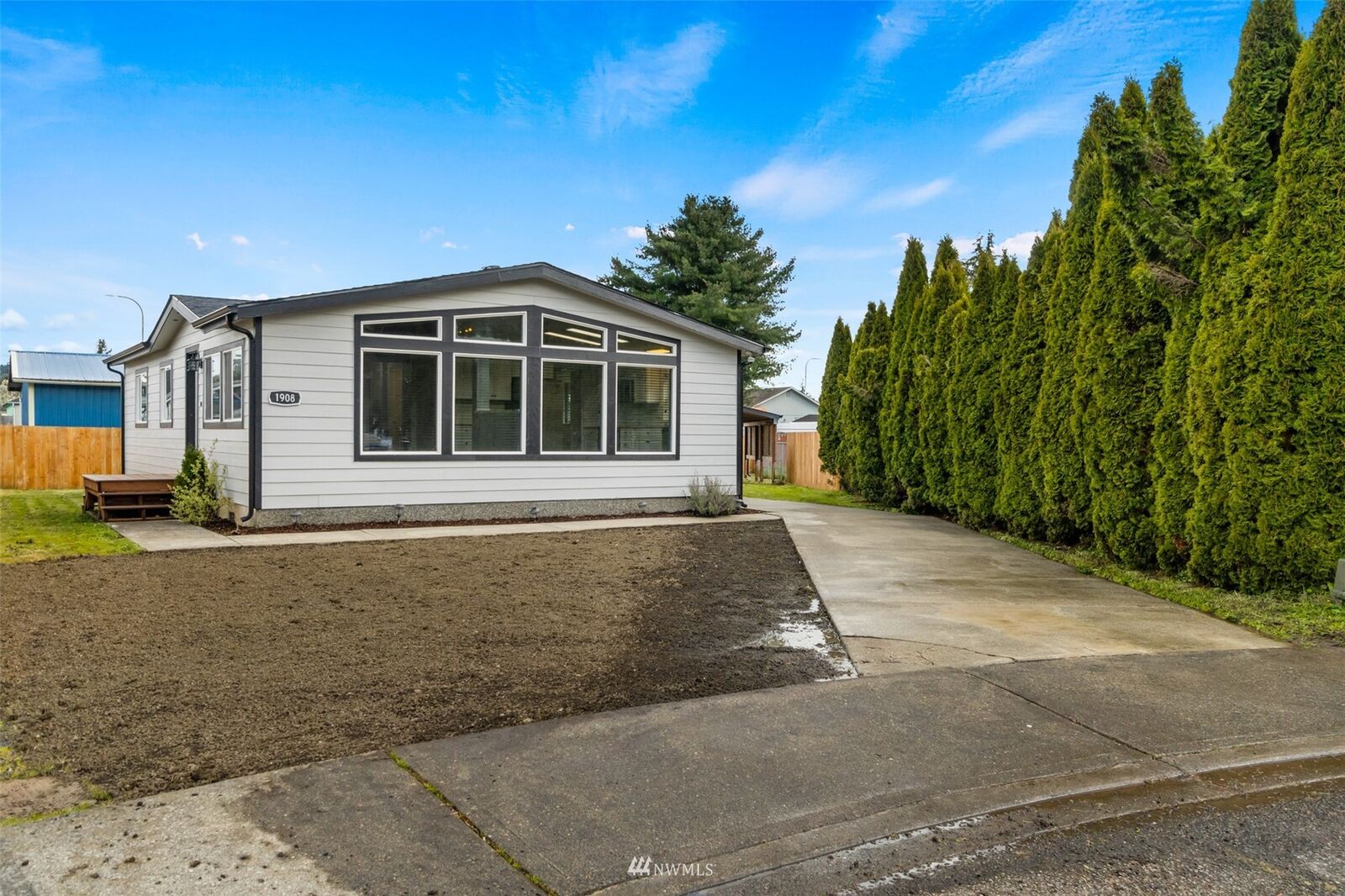 Property Photo:  1908 Honeysuckle Lane  WA 98531 