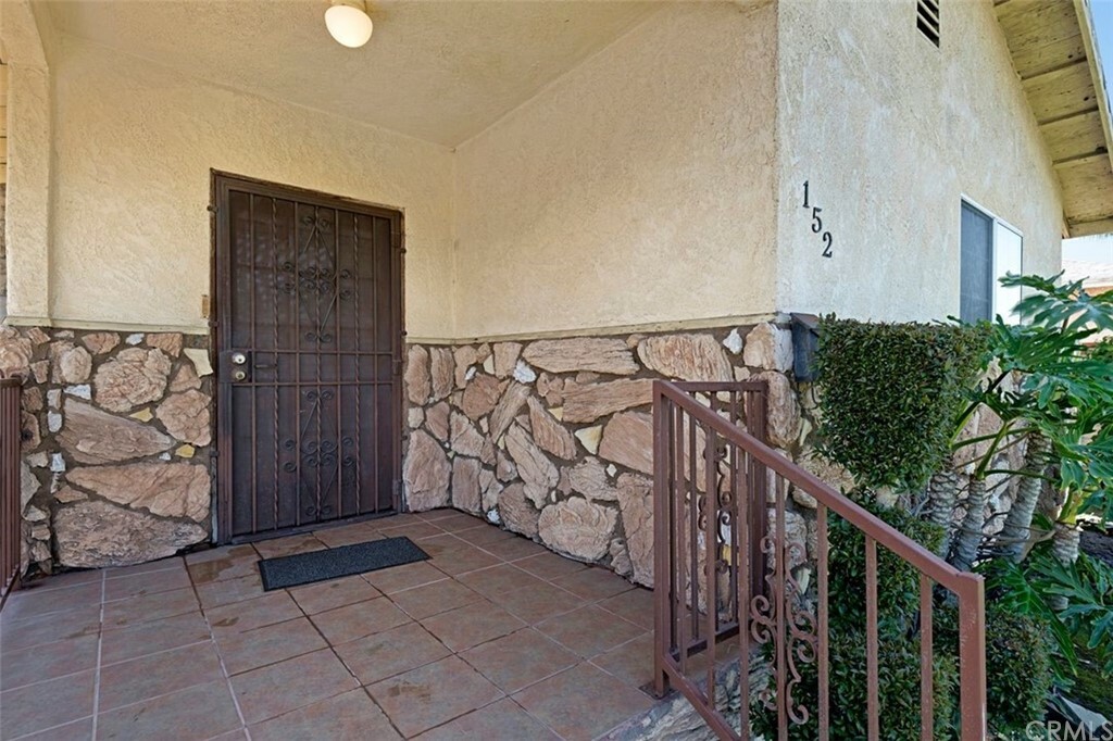 Property Photo:  152 E 110th Street  CA 90061 