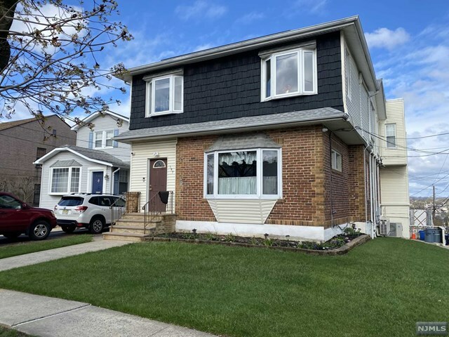 Property Photo:  197 Prospect Avenue 2  NJ 07031 