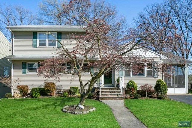 Property Photo:  115 Sutton Avenue  NJ 07512 