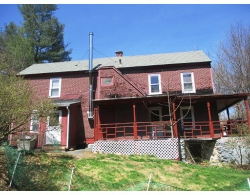 Property Photo:  542 Wanoosnoc Rd  MA 01420 