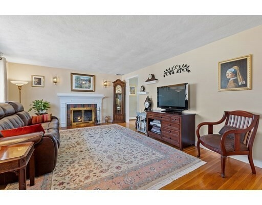 Property Photo: 25 Heritage Lane MA 01880