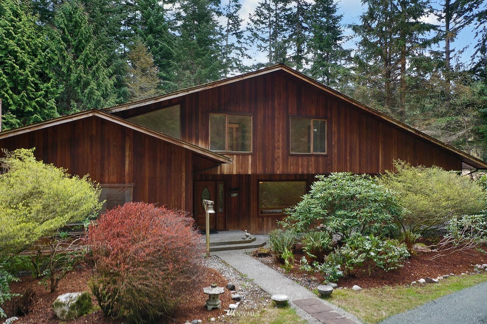 Property Photo:  4057 Junco Road  WA 98253 