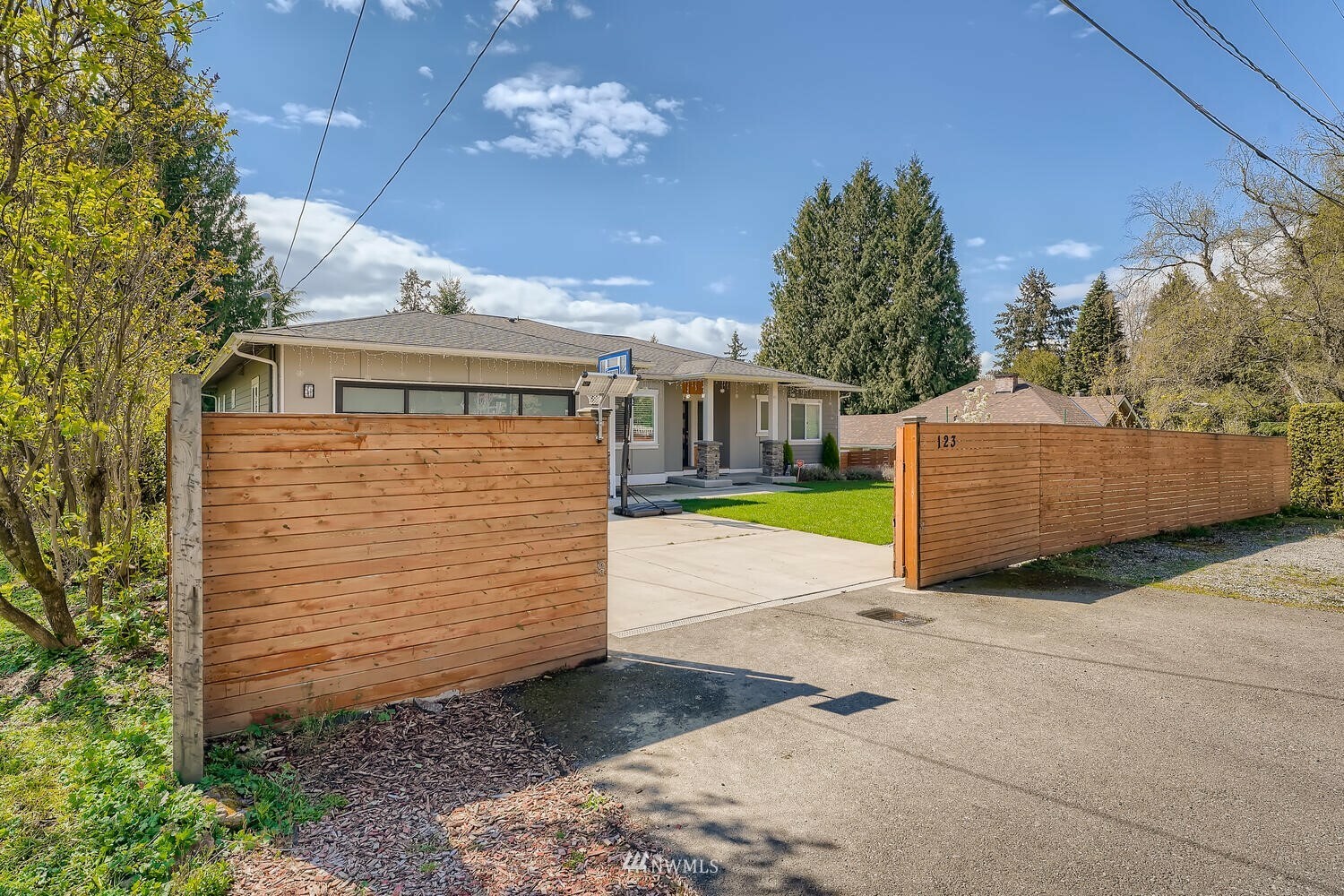 Property Photo:  123 SW 166th Street  WA 98166 