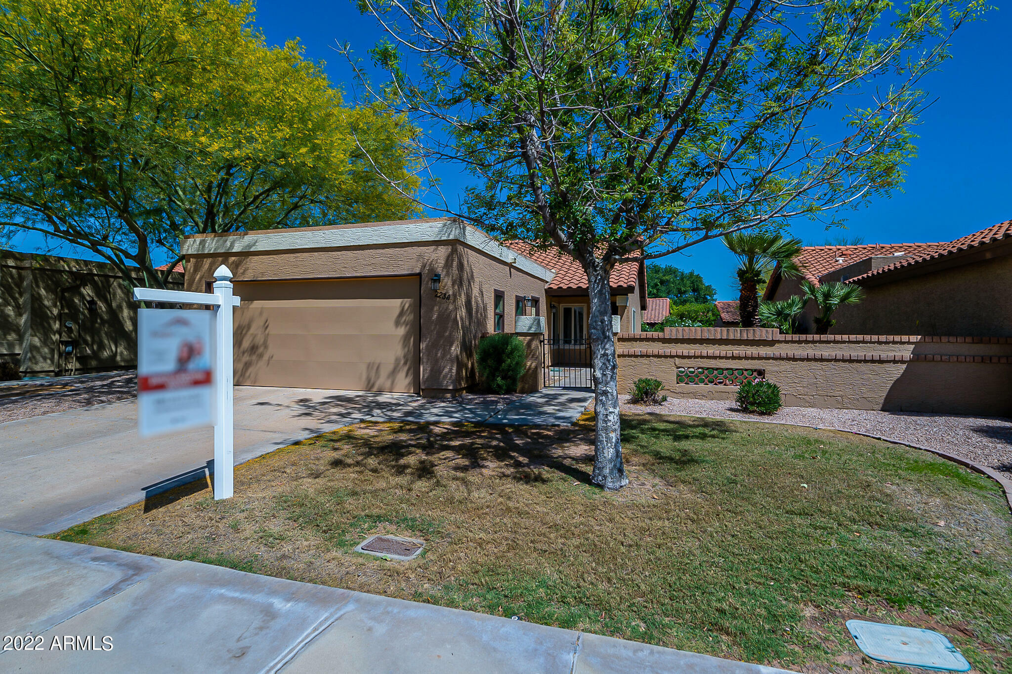 Property Photo: 2238 E Florian Avenue AZ 85204