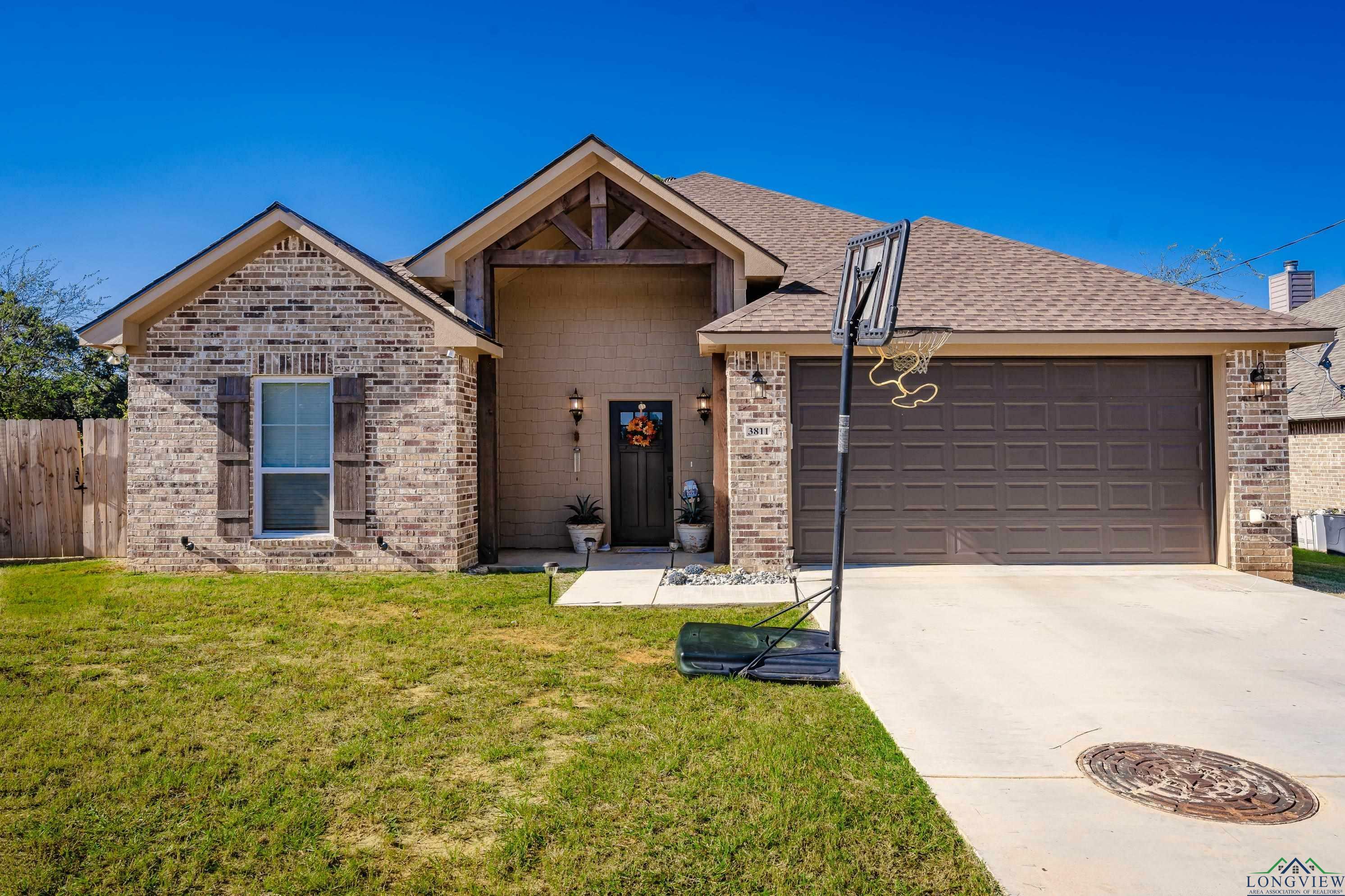 3811 Killingsworth  Longview TX 75604 photo