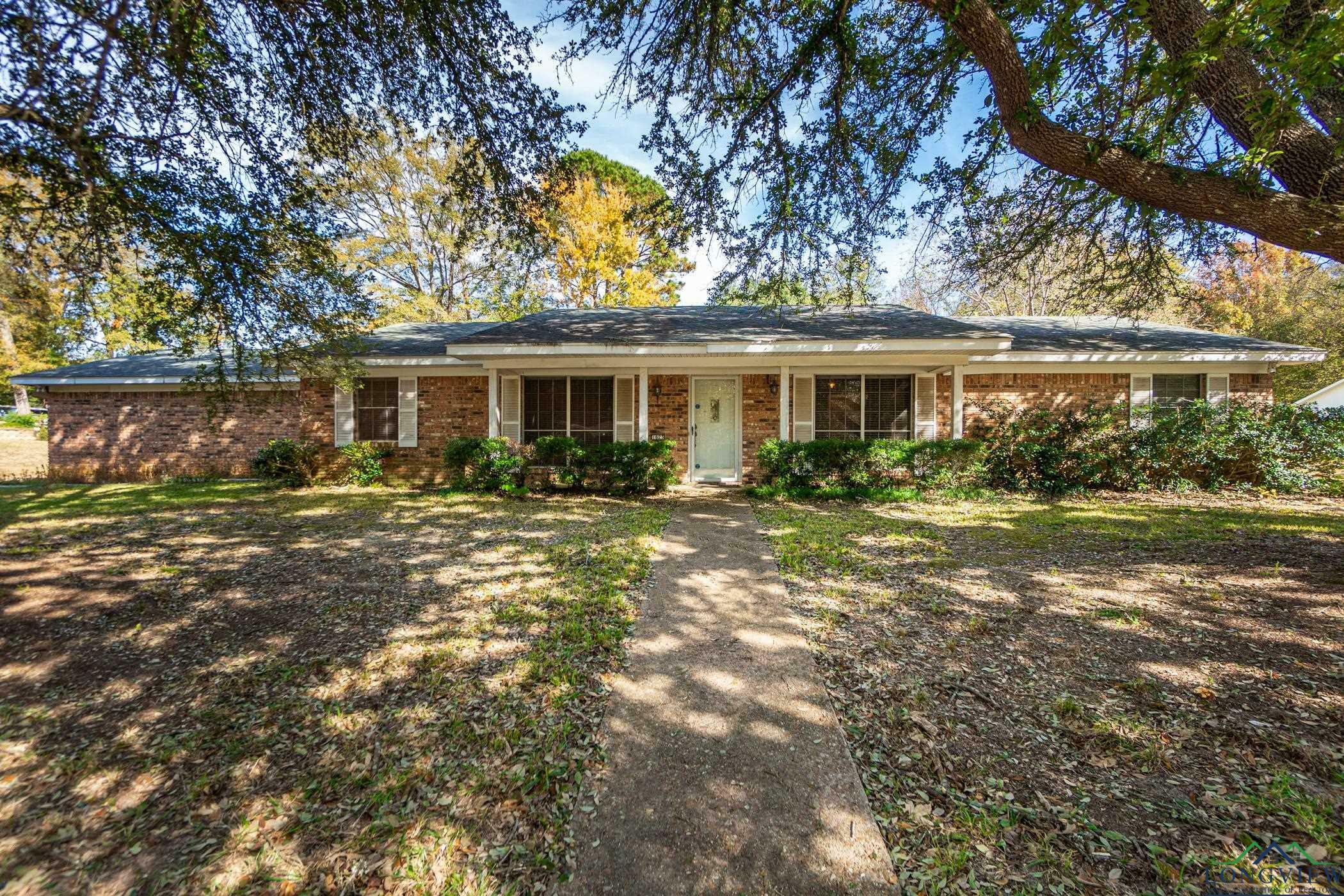 1623 Greenway Street  Gilmer TX 75644 photo