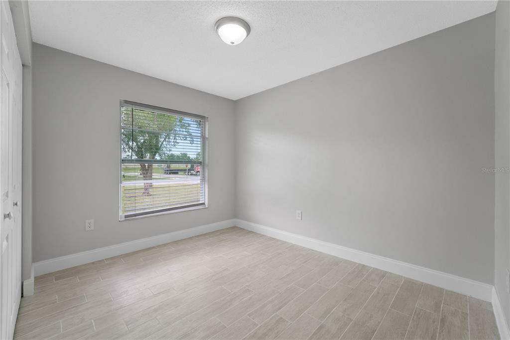 Property Photo:  467 Spike Court  FL 34759 