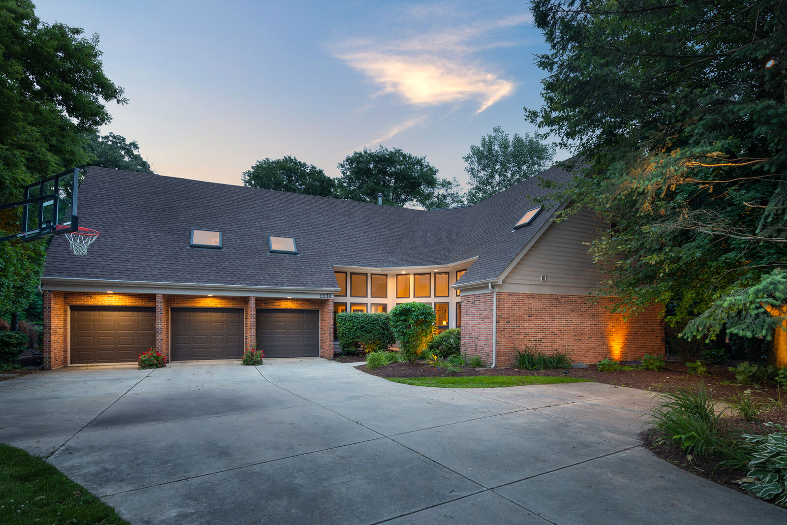 Property Photo:  1131 Black Stallion Court  IL 60540 