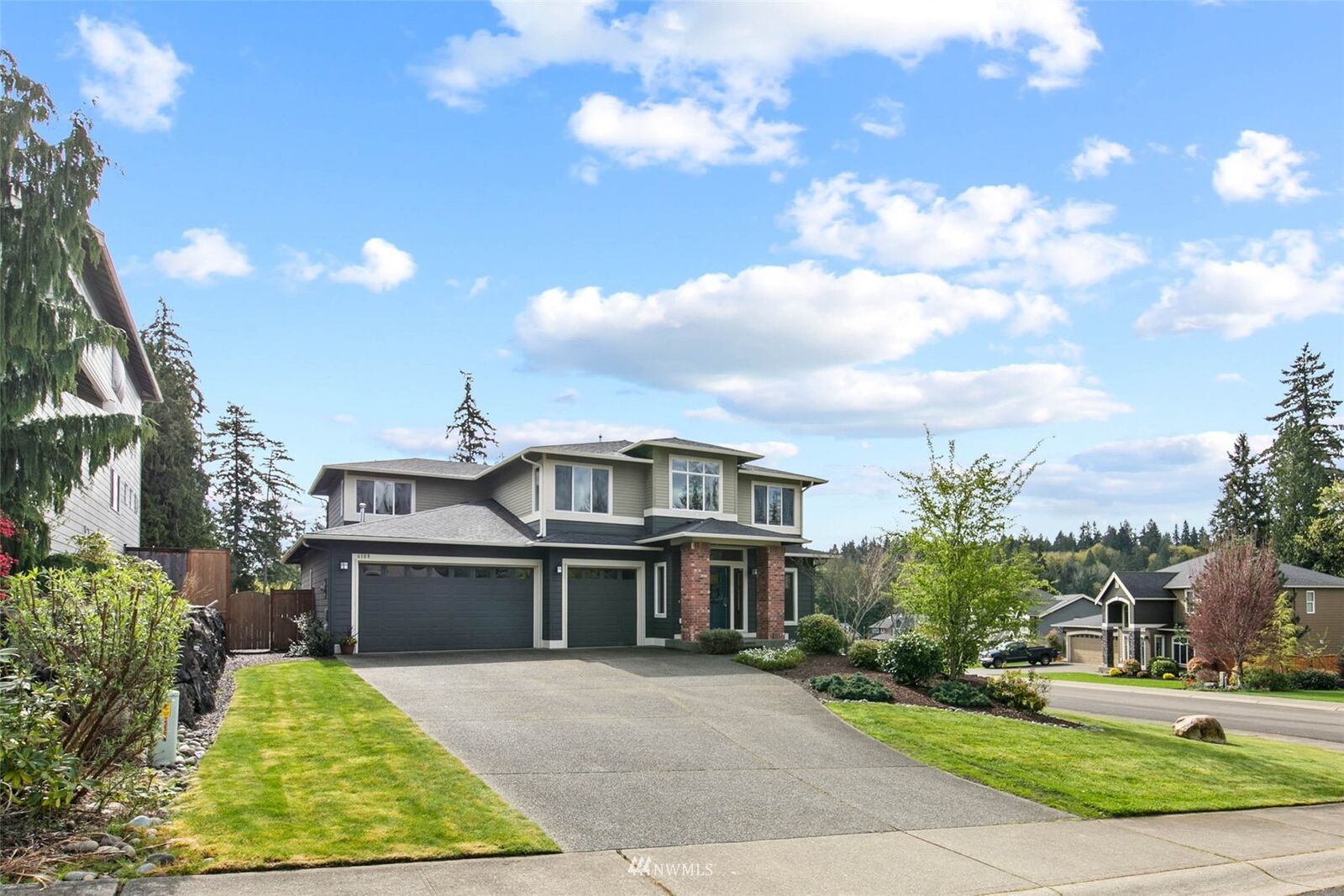 Property Photo: 6108 63rd Street Ct NW WA 98335