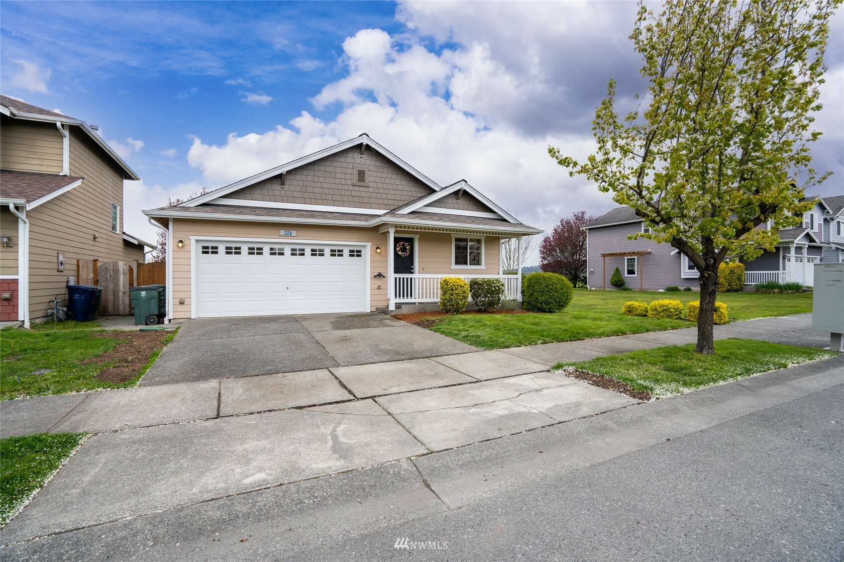 Property Photo:  326 Klinger Street  WA 98284 