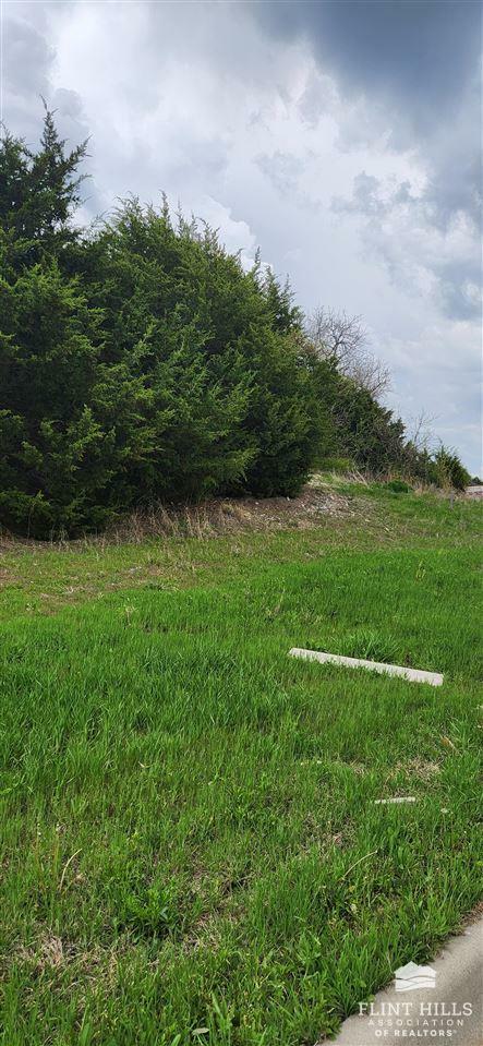 Property Photo: 4126 Scenic Crossing KS 66503