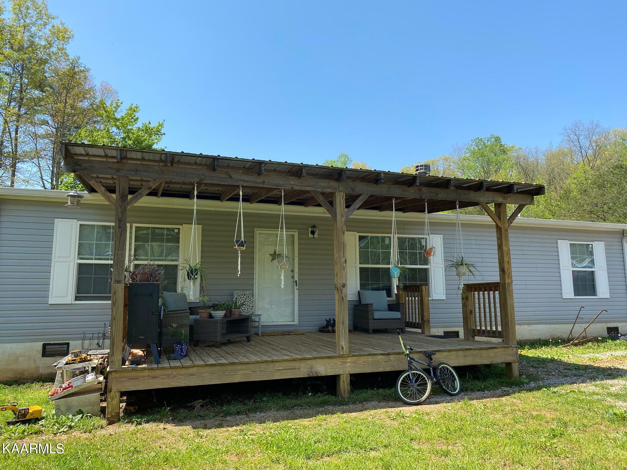 Property Photo:  579 New Providence Rd  TN 37385 