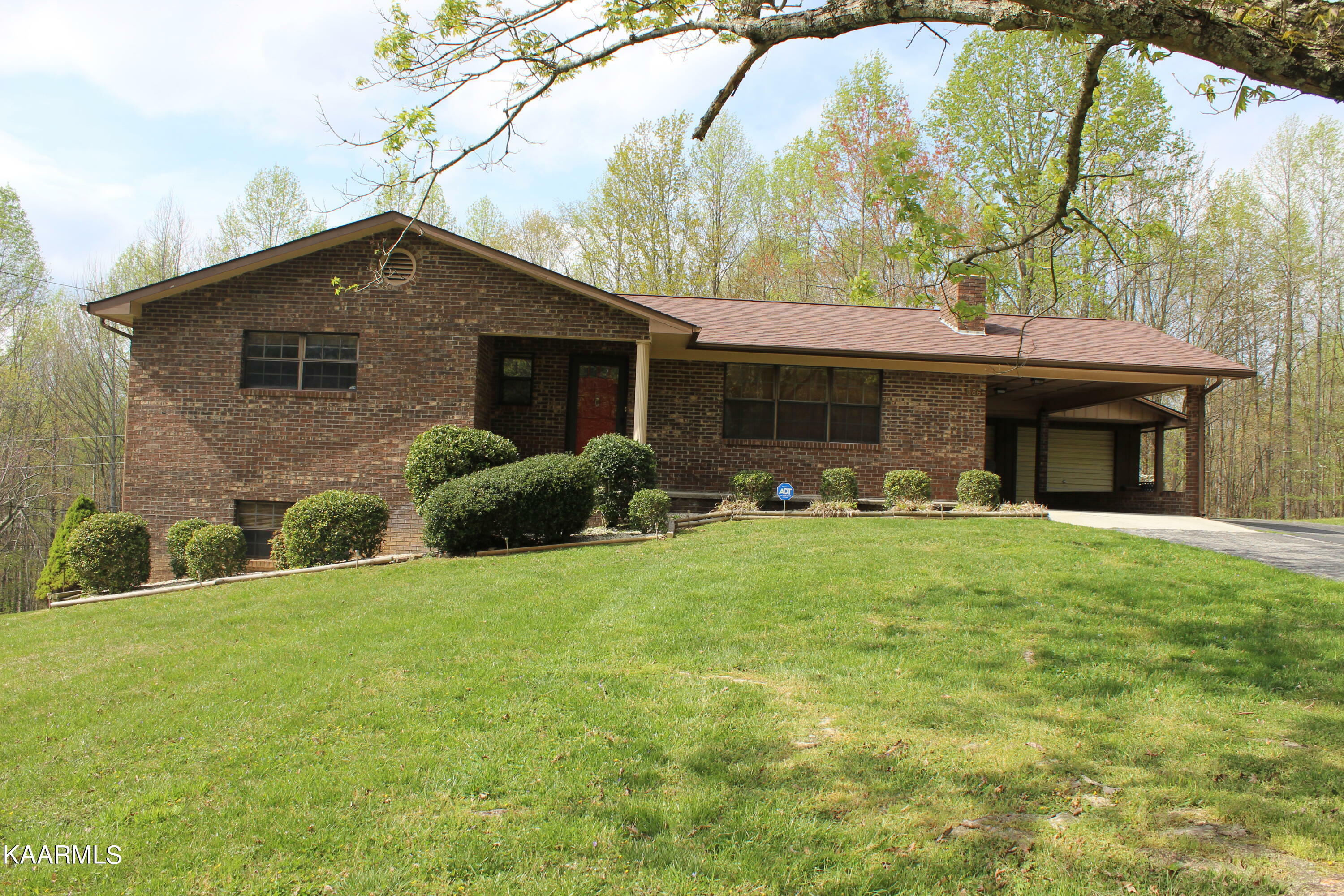 Property Photo:  386 Norris Drive  TN 37879 