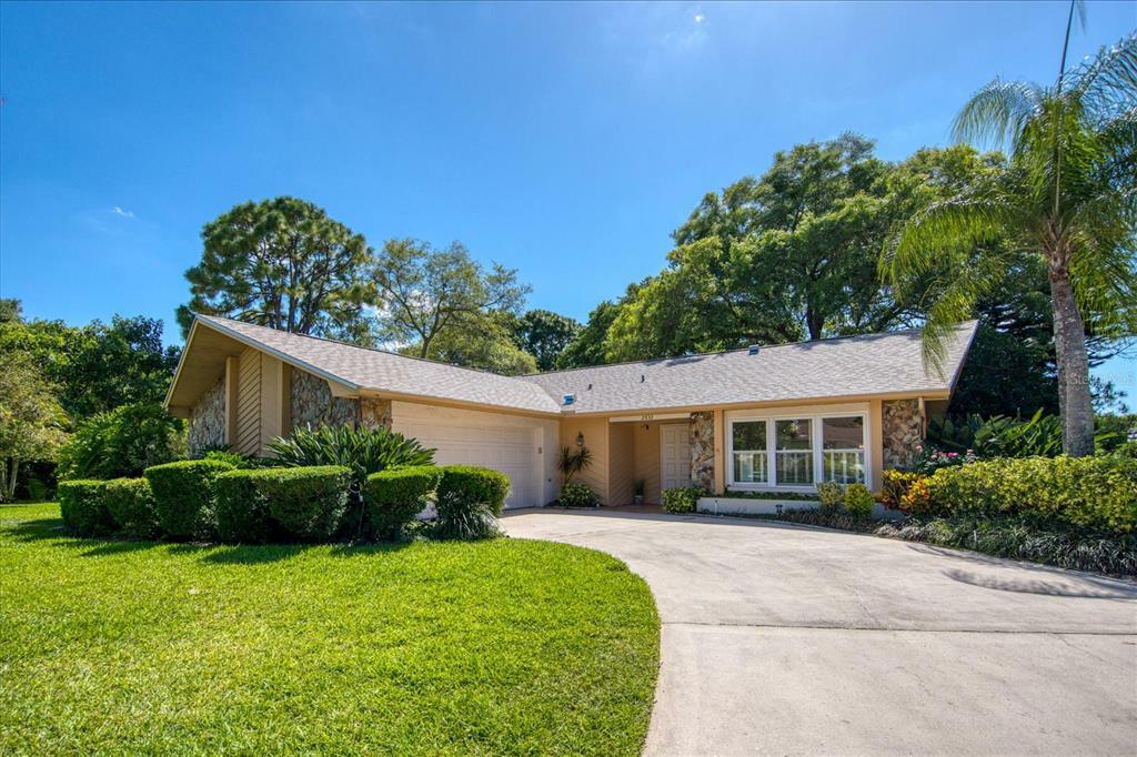 Property Photo: 2832 Eiven Court FL 34684