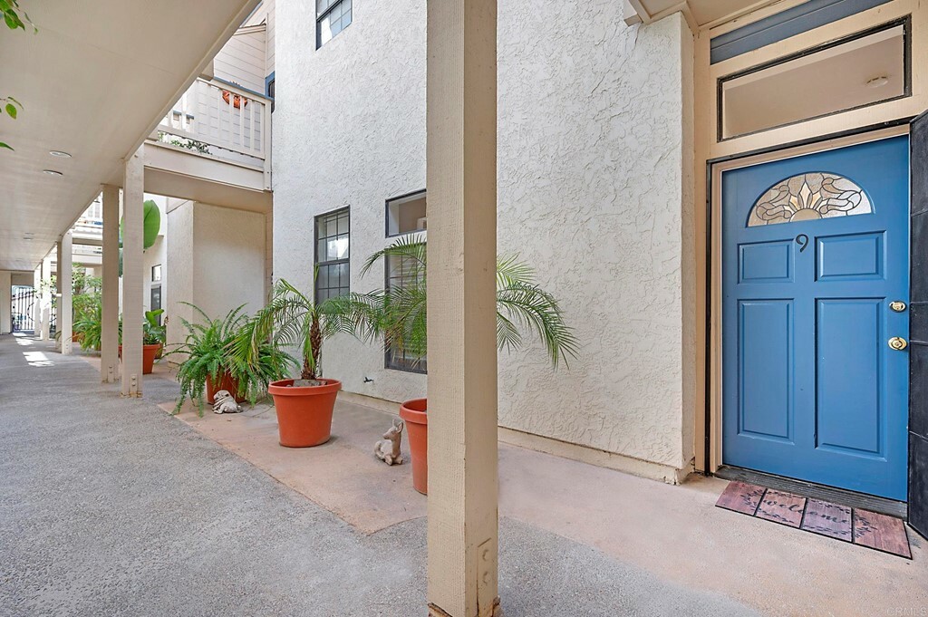 Property Photo: 270 Dahlia Avenue 9 CA 91932
