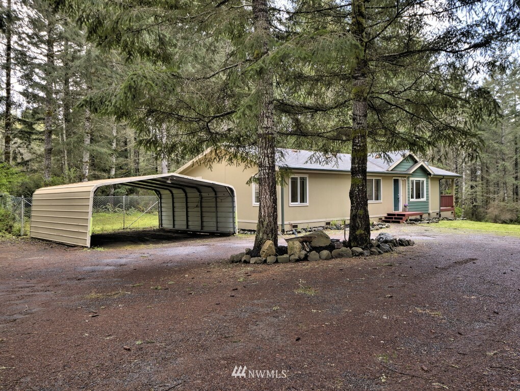 Property Photo:  11 E Bucktail View  WA 98528 