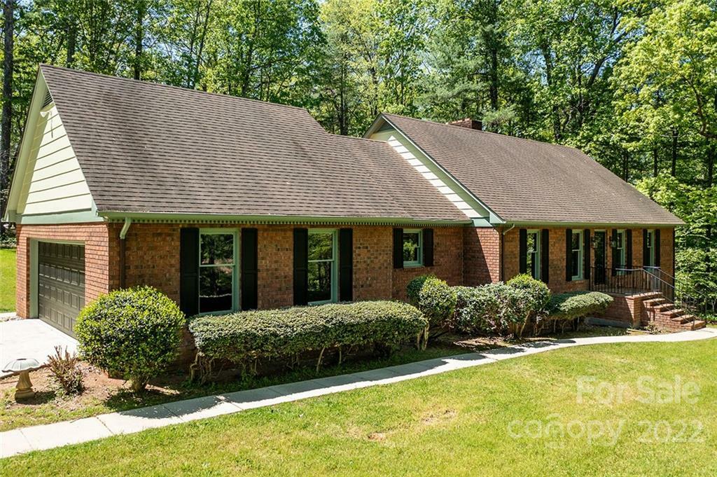 Property Photo:  211 Westwood Drive  NC 28655 