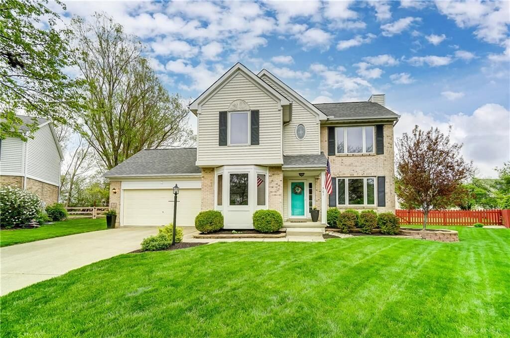 Property Photo: 301 Dover Court OH 45036