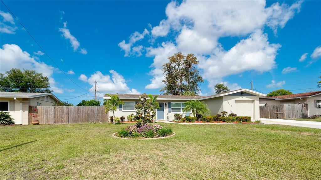 Property Photo: 2310 33rd Street W FL 34205