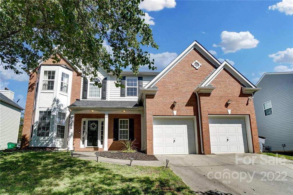 Property Photo:  11509 Leigh Glen Circle  NC 28269 