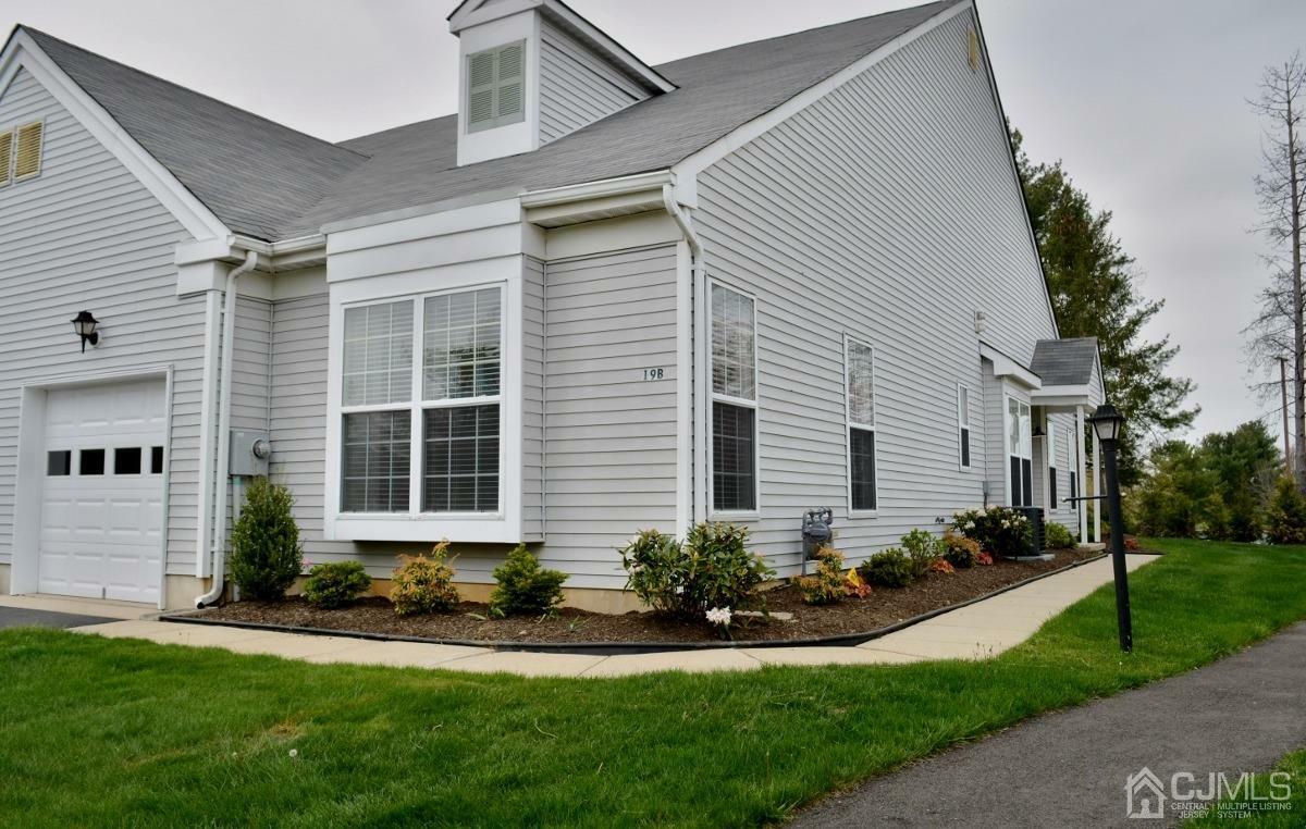 Property Photo:  B Abraham Lincoln Court  NJ 08831 