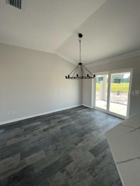 Property Photo:  2615 SE 76th Road  FL 33513 