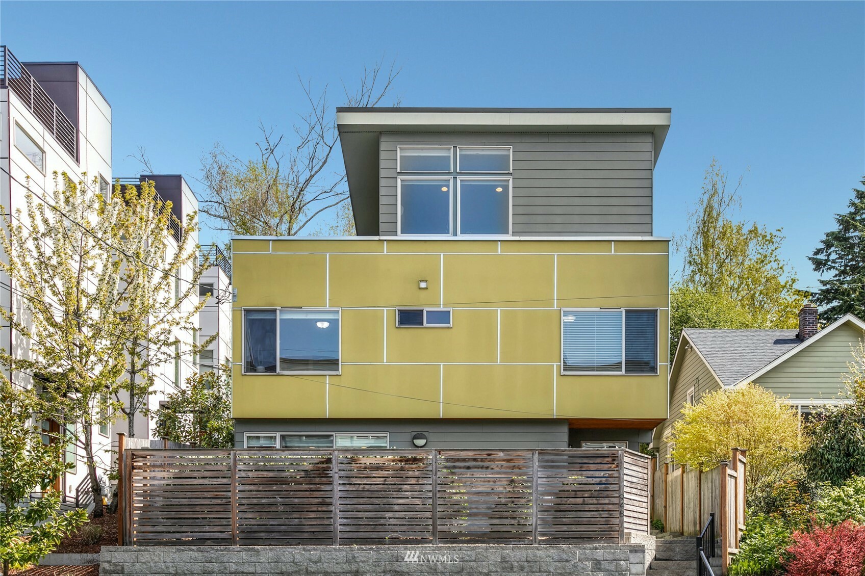 Property Photo: 948 Hiawatha Place S A WA 98144