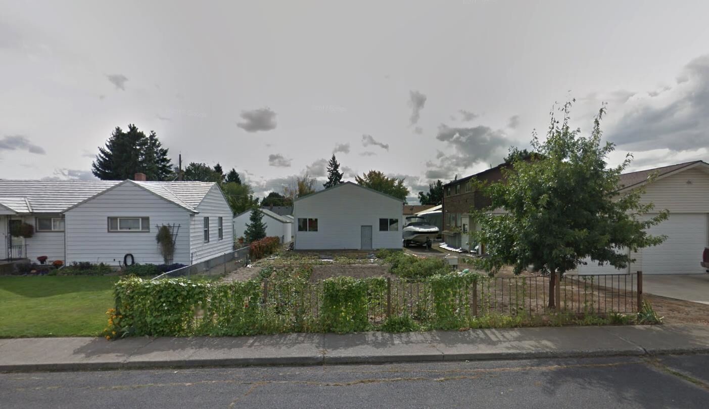 Property Photo: 2317 W Olympic Ave WA 99205