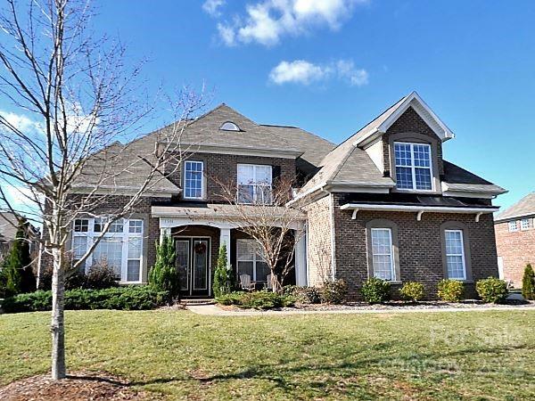Property Photo: 11818 Avaly Lane NC 28277
