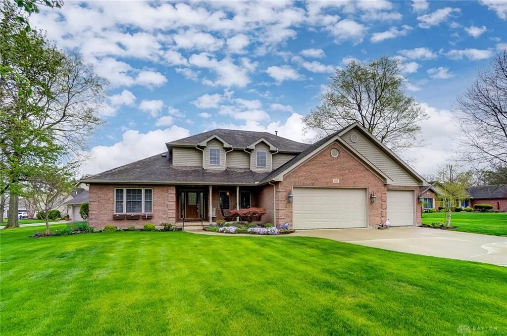 Property Photo: 100 Dogwood Drive OH 45383