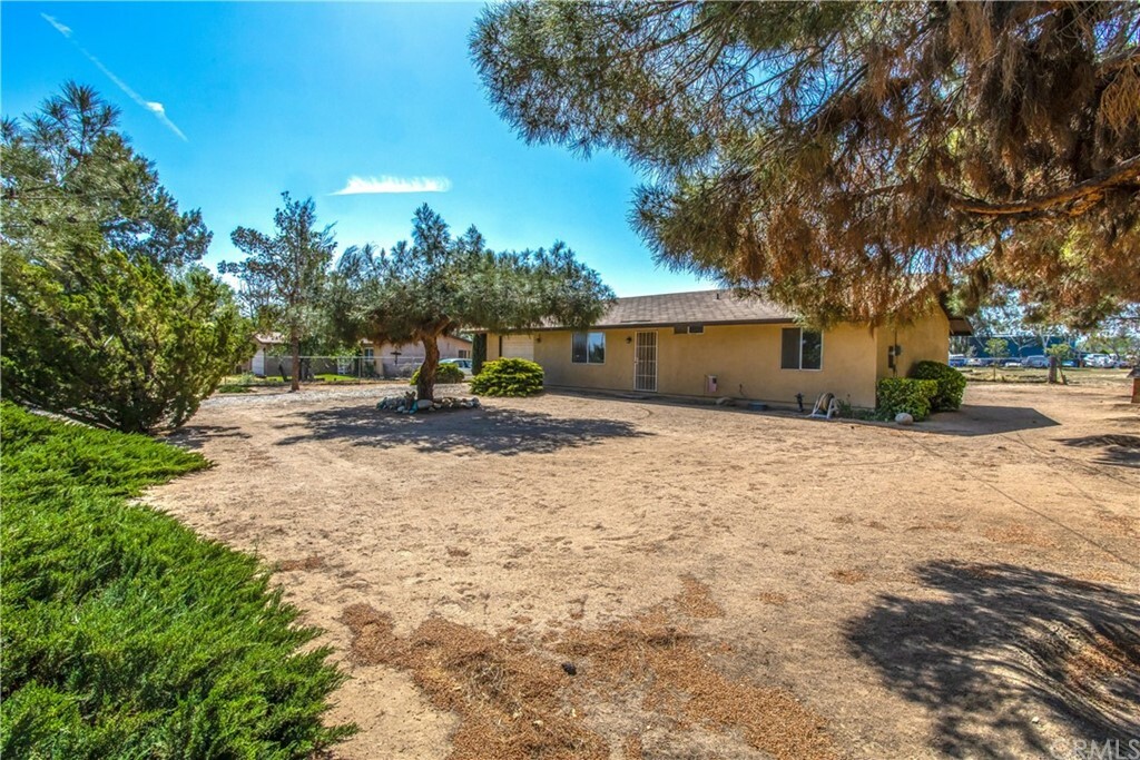Property Photo: 15055 Ash Street CA 92345