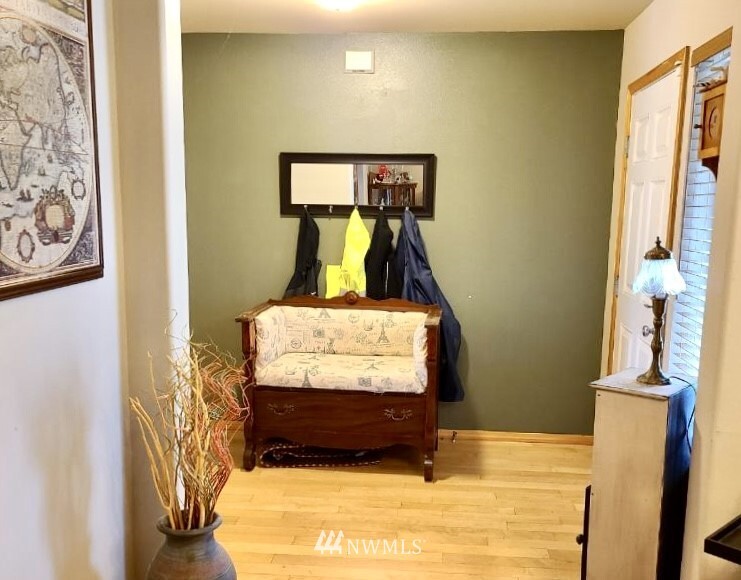 Property Photo: 6924 Stone Street SE WA 98513