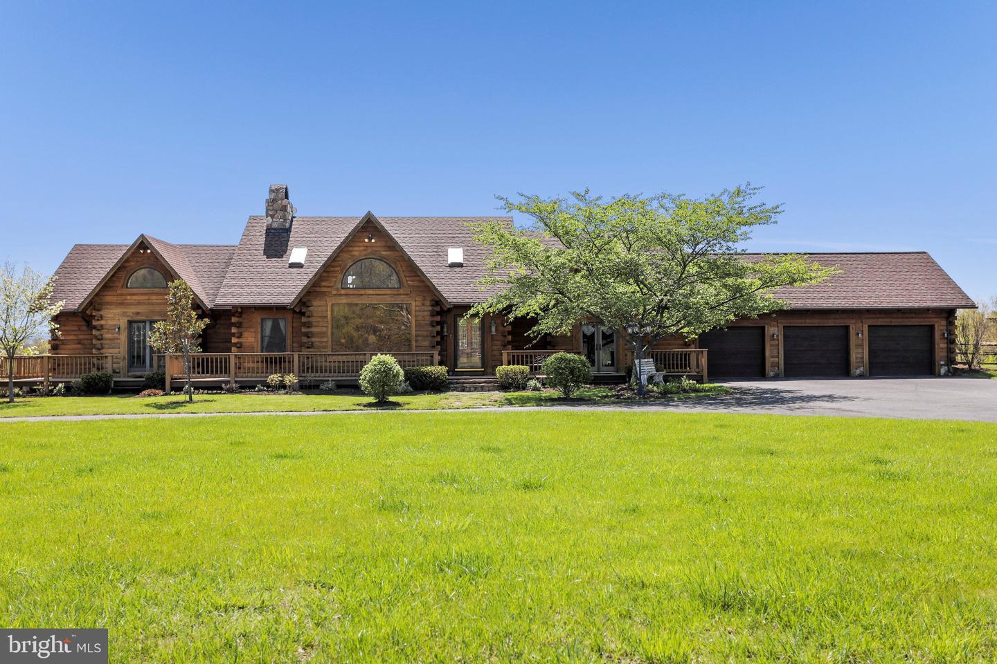 Property Photo: 9389 Knobley Road WV 26726