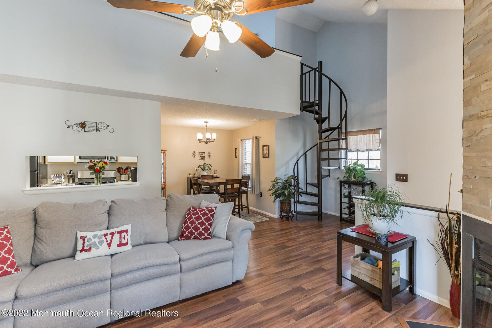 Property Photo:  23 Eucalyptus Court  NJ 08527 